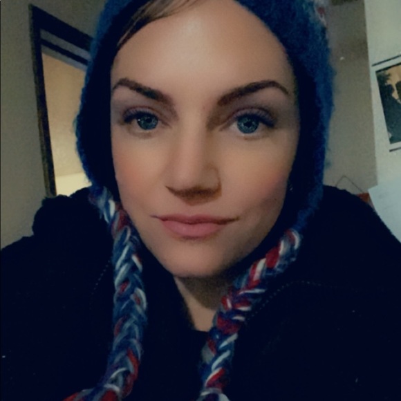 Meet your Posher, Rachel - Picture 1 of 1